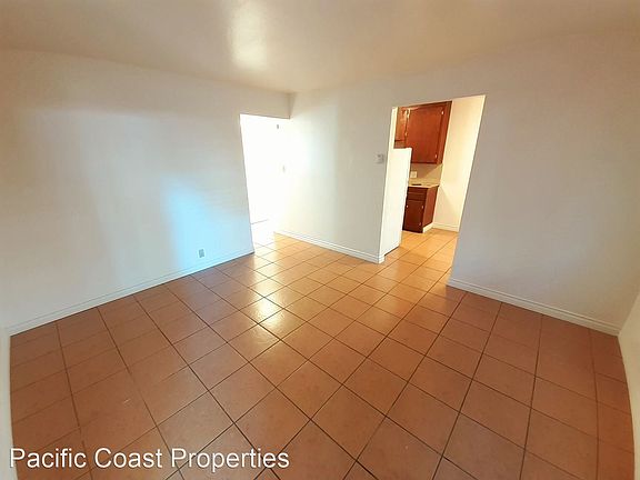 3rd image of 2405 F St APT 3