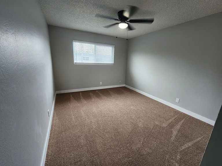 PARKWEST APARTMENTS — Photo 28