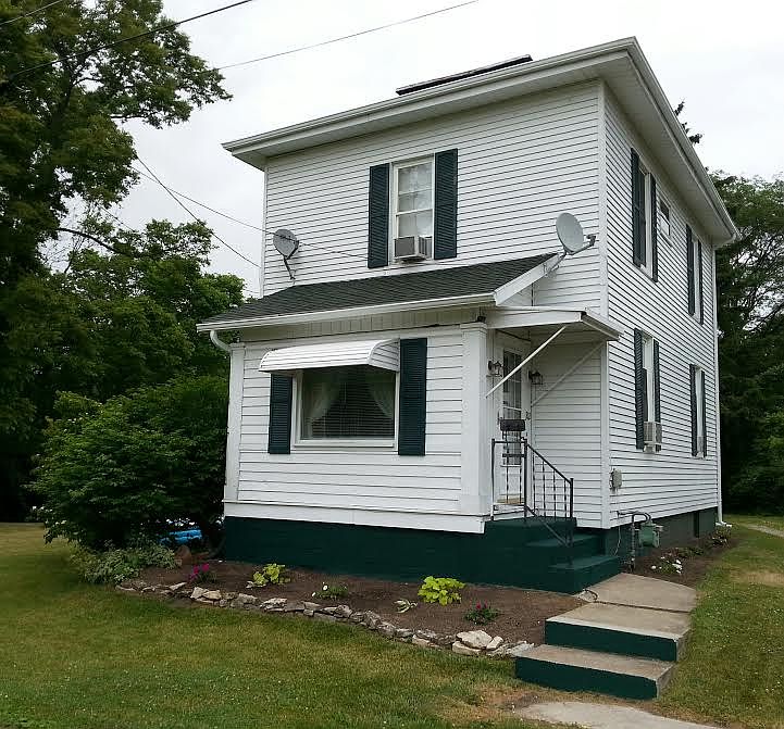 1st image of 212 N Highland Ave