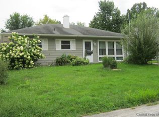 2312 E Dover Dr, Springfield, IL 62703