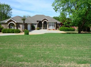 12820 Saint Andrews Dr, Athens, AL 35611