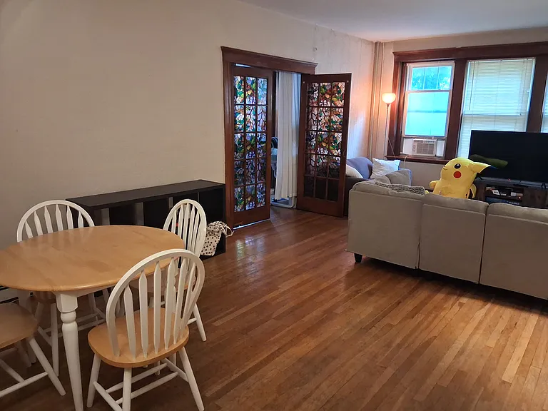 10 Fairbanks St — Photo 2
