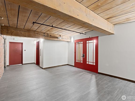 5th image of 1507 Western Avenue #R302