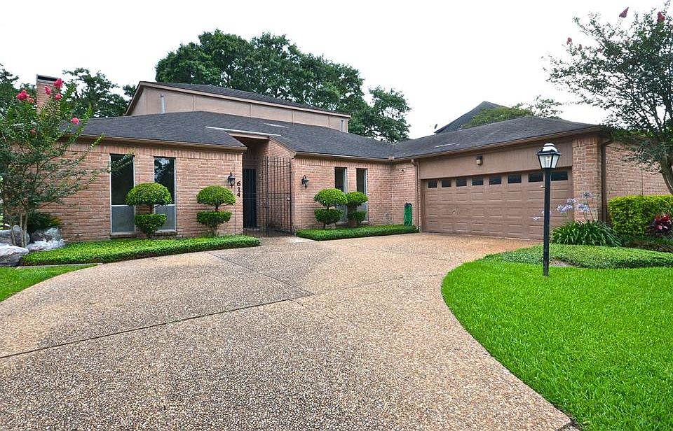 1st image of 614 Longview Dr