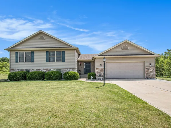 71409 Ilean Rd, Edwardsburg, MI 49112