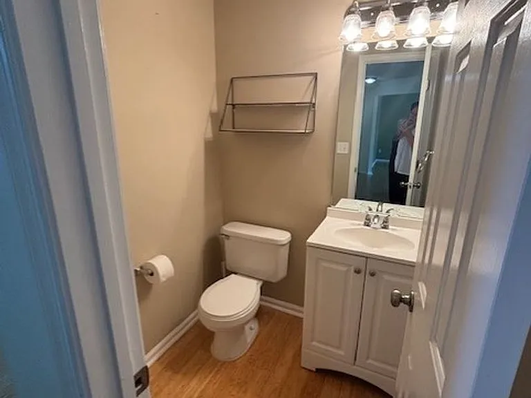 3301 Sacramento Dr — Photo 33