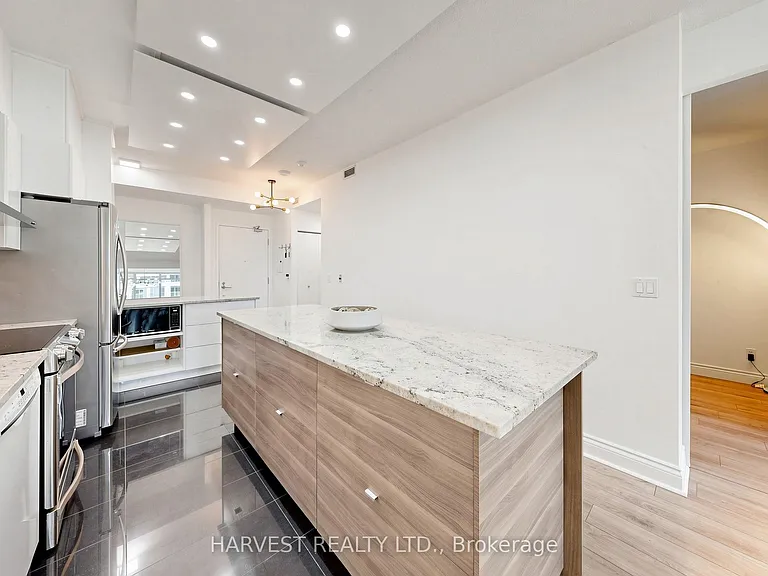 209 Fort York Blvd #380 — Photo 10