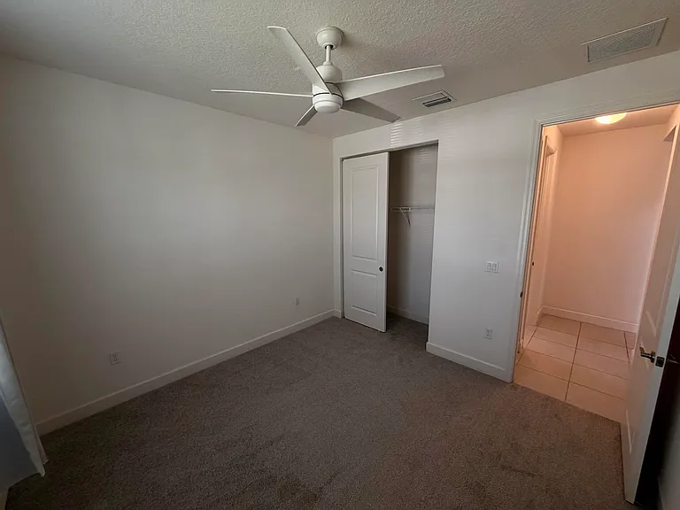 11609 SW Hawthorne Hill Rd — Photo 6