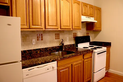 313 Huntington Ave Photo 1 313 Huntington Ave Photo 1