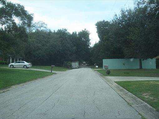 2nd image of 1509 Kaylor Ct NE