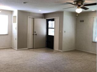 2021 13th Ave, Kearney, NE 68845