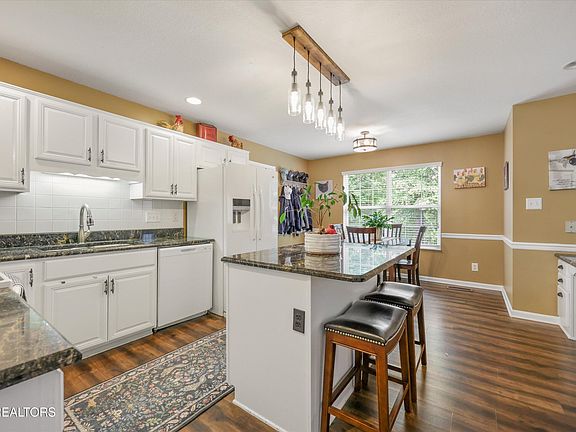 5th image of 13024 Lady Slipper Ln