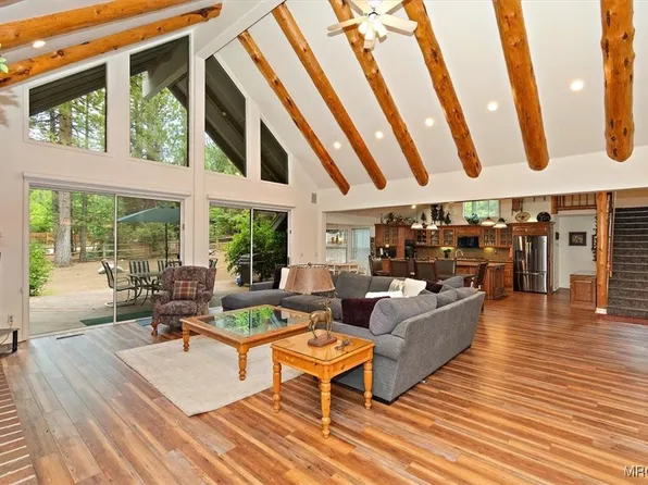42143 Winterpark Dr, Big Bear Lake, CA 92315