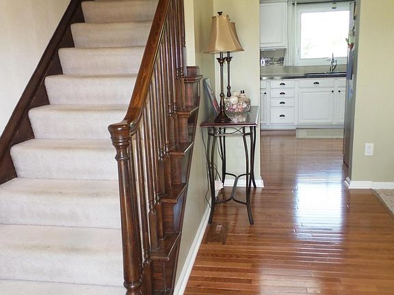 3rd image of 43 Ormsbee Ave