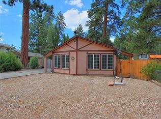 460 Conklin Rd, Big Bear Lake, CA 92315