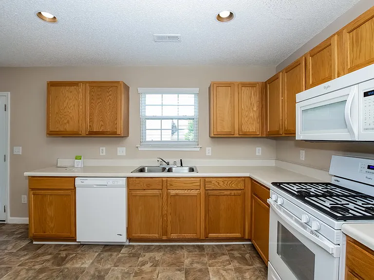 6629 Rustic View Ct — Photo 9