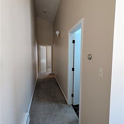 5th image of 208-210 Greeley St
