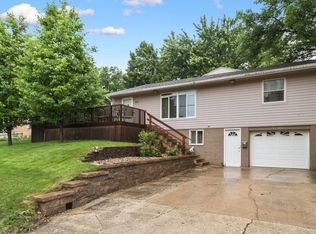 415 E Ave, Nevada, IA 50201