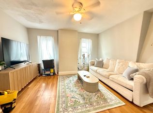 373 K St #2, Boston, MA 02127