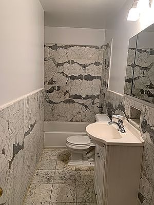 5th image of 113 W 70th St #5A
