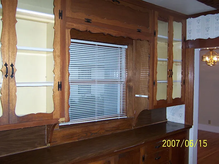 808 W Myrtle St — Photo 10