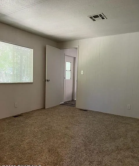 982 Pike Pl — Photo 16