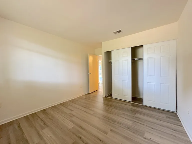 4675 Logsdon Dr — Photo 16