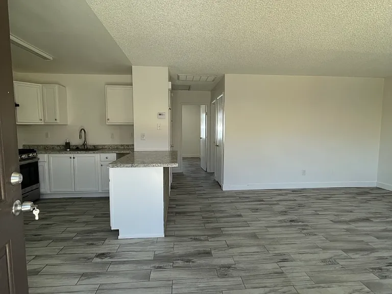 73477 Sun Valley Dr #B — Photo 3