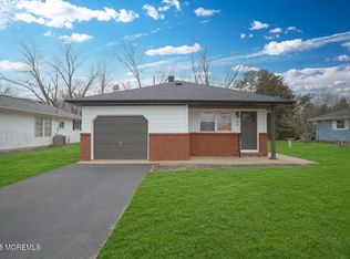 95 Barbados Drive S, Toms River, NJ 08757