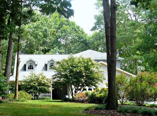 2247 Riverside Dr, Lexington, NC 27292