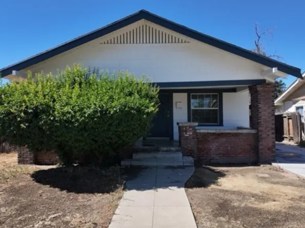 2416 Chester Ln, Bakersfield, CA 93304