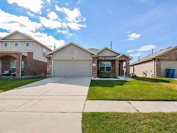3rd image of 21815 Finch Landing Ln