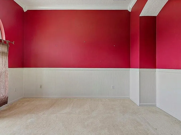 1252 Woodchurch Ln — Photo 5