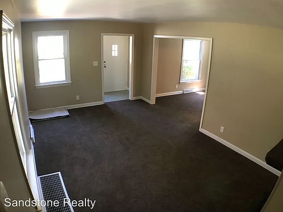 5th image of 2050 E 228th St