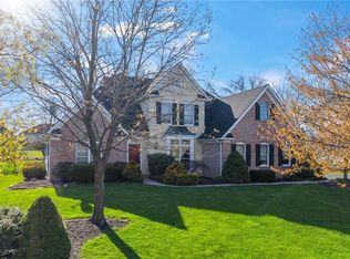 4423 Loraine Ln, Bethlehem, PA 18017