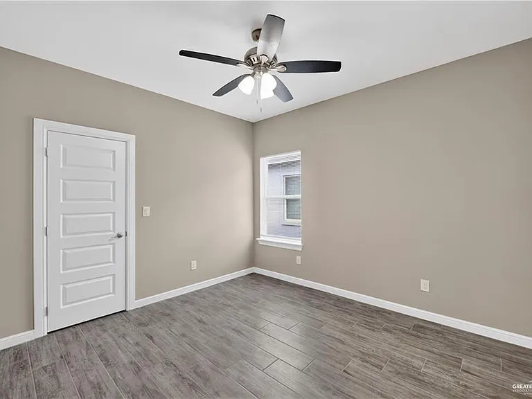 1201 Country Club Dr #1 — Photo 16