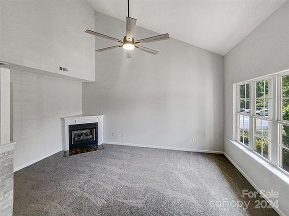 3rd image of 133 Summerwood Dr