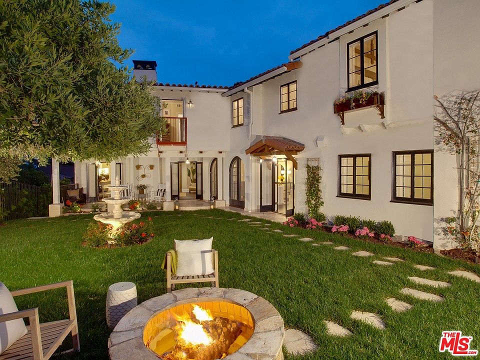 1st image of 2200 N Vista Del Mar Ave