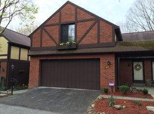 206 Rolling Hills Dr, Sewickley, PA 15143