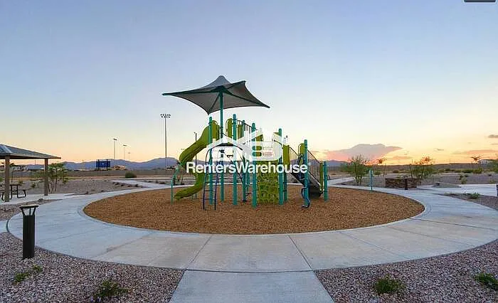 17176 W Corrine Dr — Photo 14