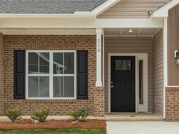 3rd image of 210 Cason Dr