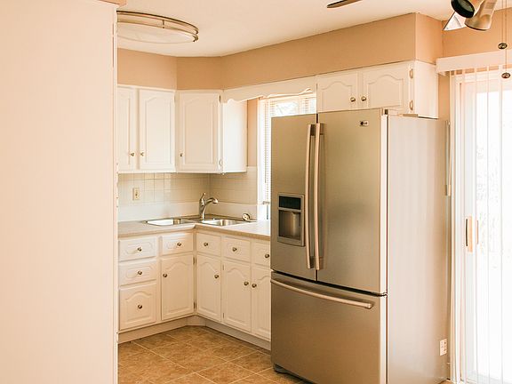 Kitchen 3