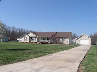 489 Old McMinnville Hwy, Manchester, TN 37355