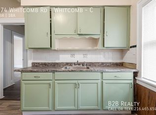 874 Whitcomb Rd, Cleveland, OH 44110