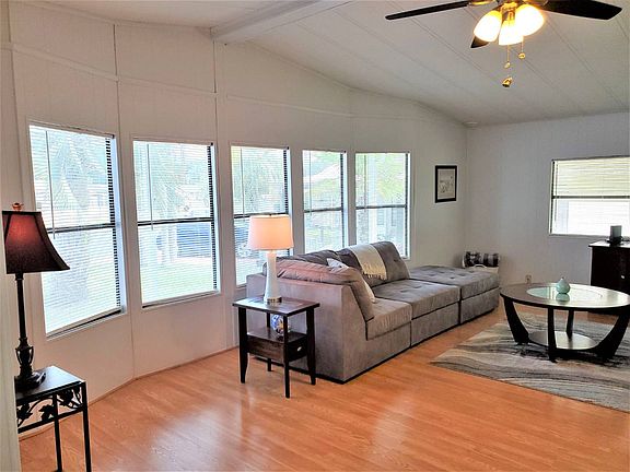 4th image of 36212 Chickadee Ln