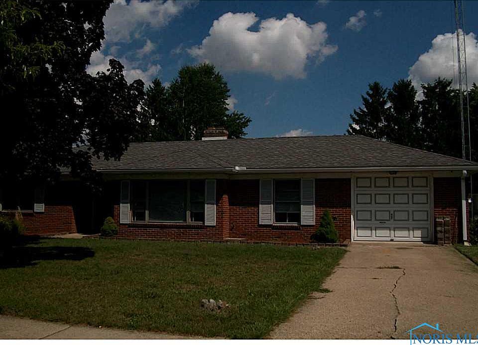 1st image of 3231 Radford Dr