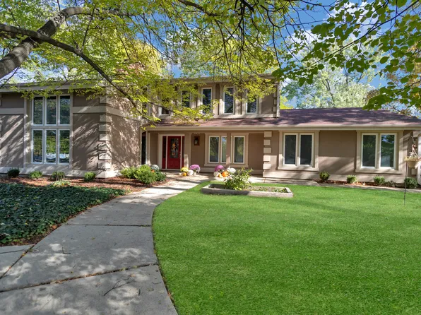 234 Harvard Ln, Bloomingdale, IL 60108
