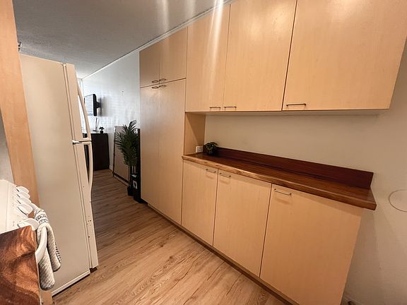 5th image of 2442 Tusitala St APT 311