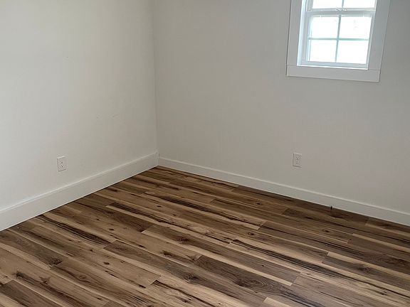 5th image of 413 Hopewell Rd NE #B