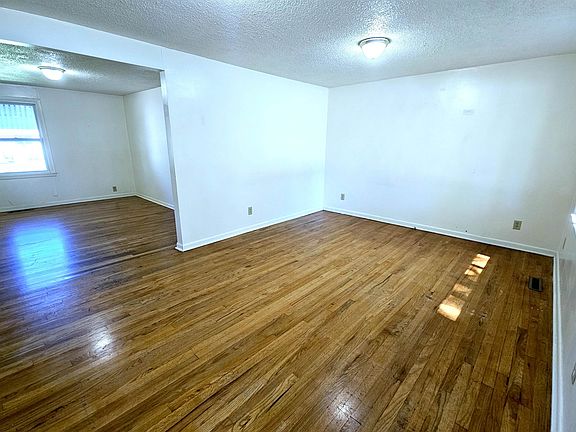 4th image of 321 N Arthur St